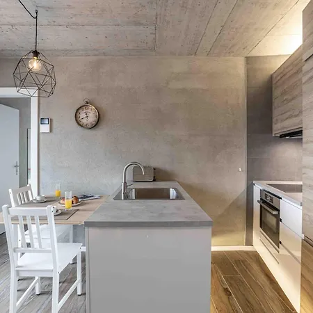 Le Lumen - Self Check In By Homenhancement Habitación en casa particular Renens