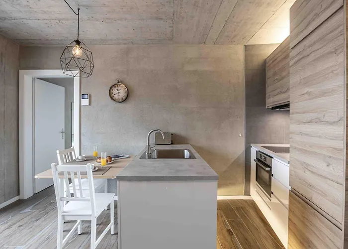 Le Lumen - Self Check In By Homenhancement Habitación en casa particular Renens