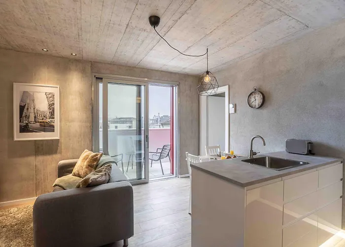 Le Lumen - Self Check In By Homenhancement